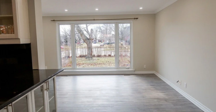 853 Douglas Avenue, Pickering, ON, L1W 1N5 - 3