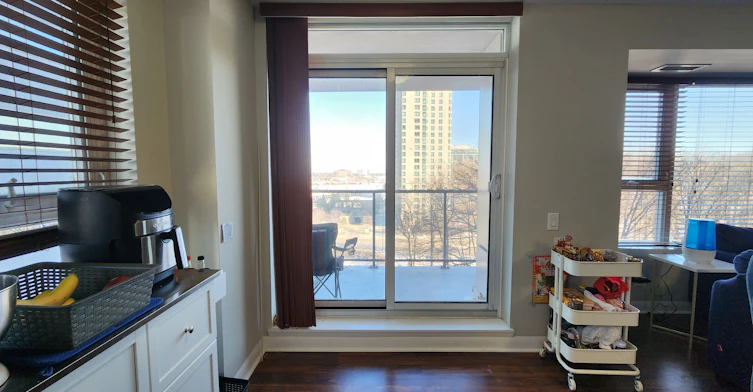 1002-25 Town Centre Court, Toronto, ON, M1P 0B4 - 7