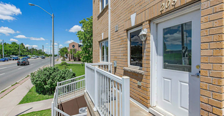 205-1795 Markham Road, Toronto, ON, M1B 2Z7 - 4