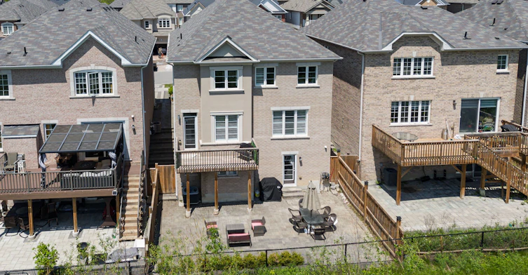 1056 Foxtail Crescent, Pickering, ON, L1X 0E7 - 42
