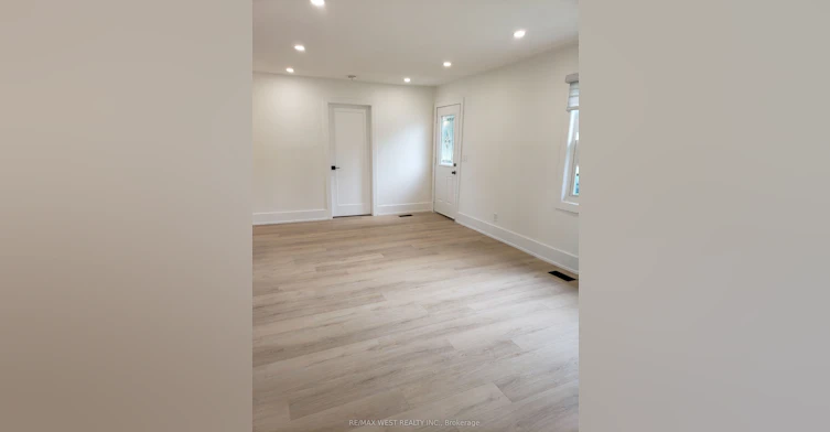 Main Floor-603 Anderson Street, Whitby, ON, L1N 3V9 - 4