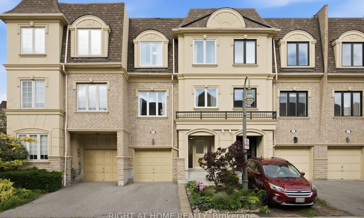 105-1250 St.Martins Drive