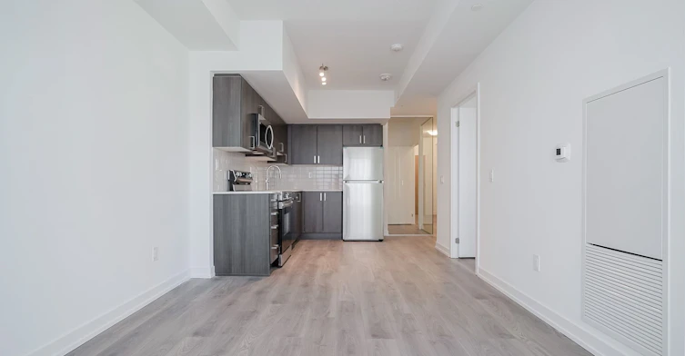 2803-1435 Celebration Drive, Pickering, ON, L1W 0C3 - 4