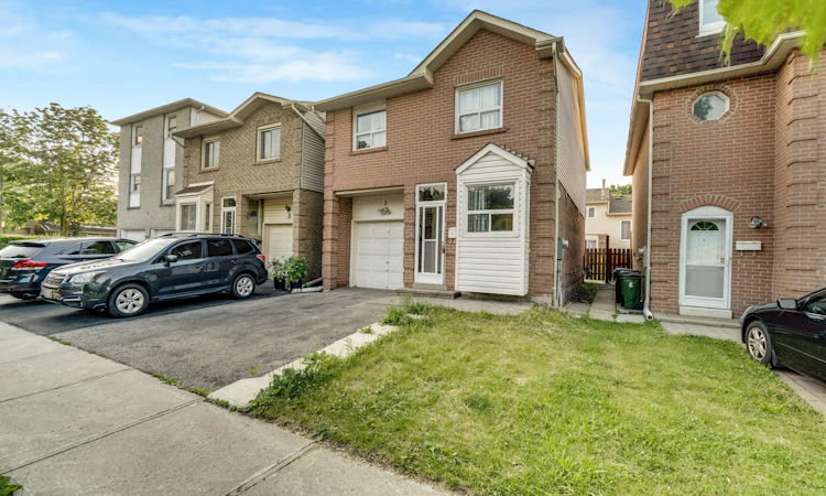 5 Kimbercroft Court