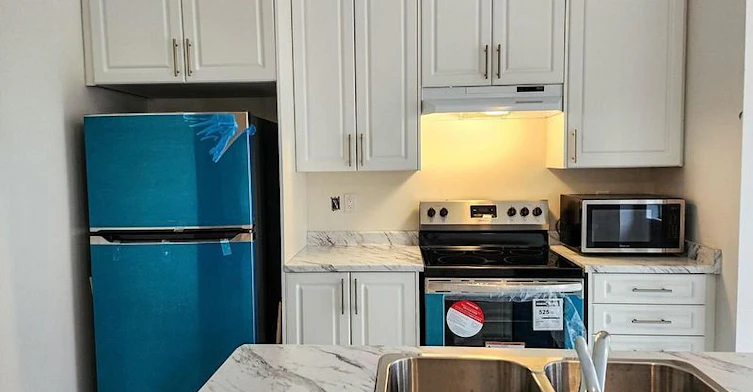 2541 Winter Words Drive, Oshawa, ON, L1L 0S8 - 7