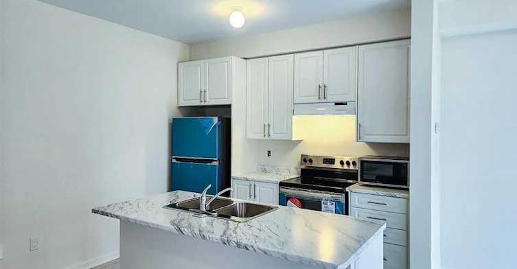 2541 Winter Words Drive, Oshawa, ON, L1L 0S8 - 3