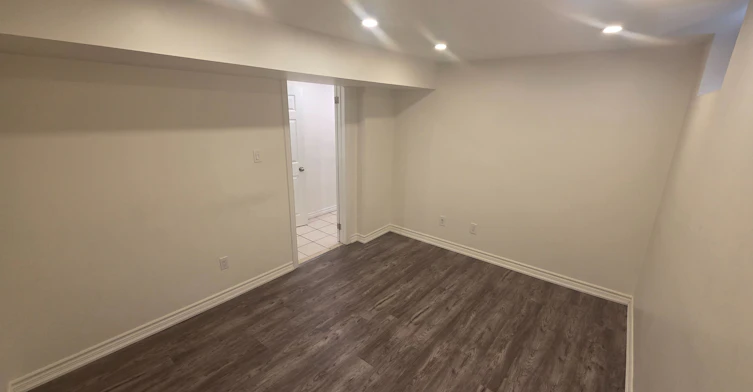 60 Morningview Trail, Toronto, ON, M1B 5A8 - 7