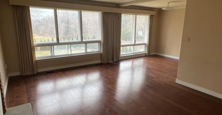 Main-9 Waterfield Drive, Toronto, ON, M1P 3W4