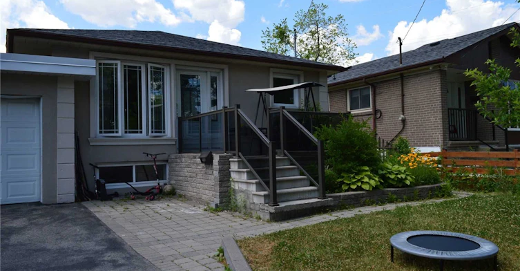 44 Romulus Drive, Toronto, ON, M1K 4C2 - 2