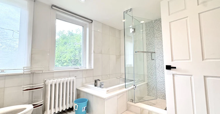 Room 1-1458 Military Trail, Toronto, ON, M1C 1A9 - 9