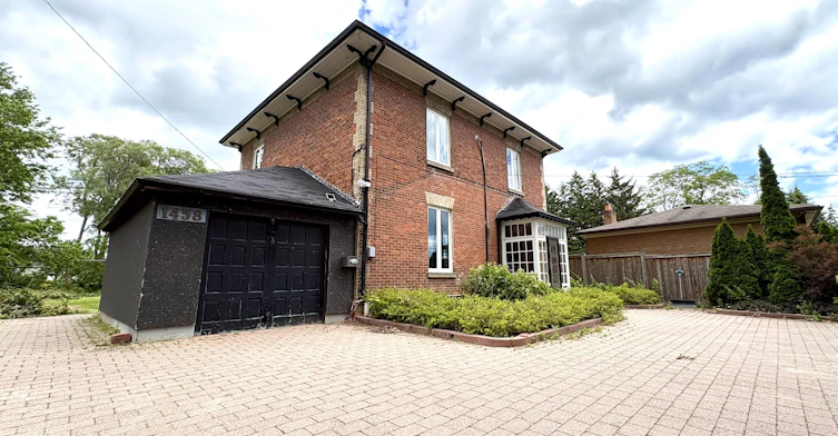 Room 3-1458 Military Trail, Toronto, ON, M1C 1A9