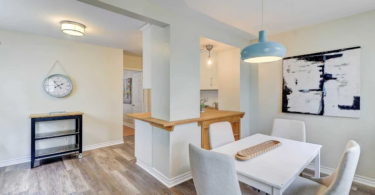 Main & Bsmt-41 Hastings Avenue, Toronto, ON, M4L 2L1 - 8