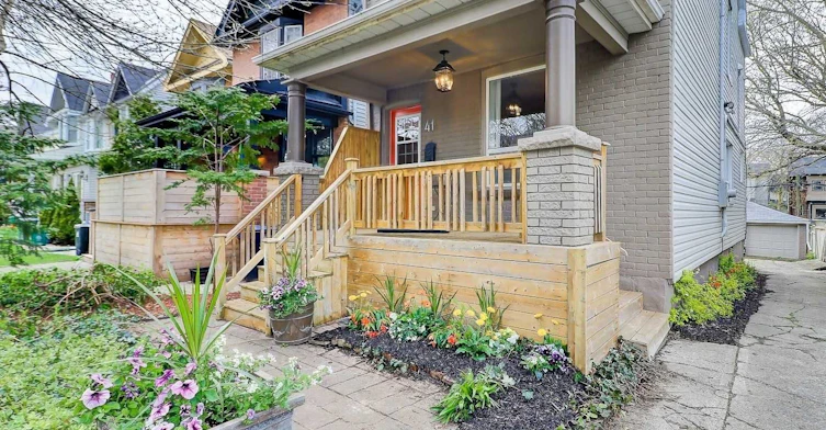 Main & Bsmt-41 Hastings Avenue, Toronto, ON, M4L 2L1 - 16
