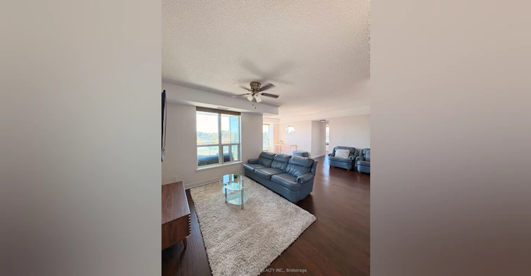 425-60 Fairfax Crescent, Toronto, ON, M1L 0E1 - 2