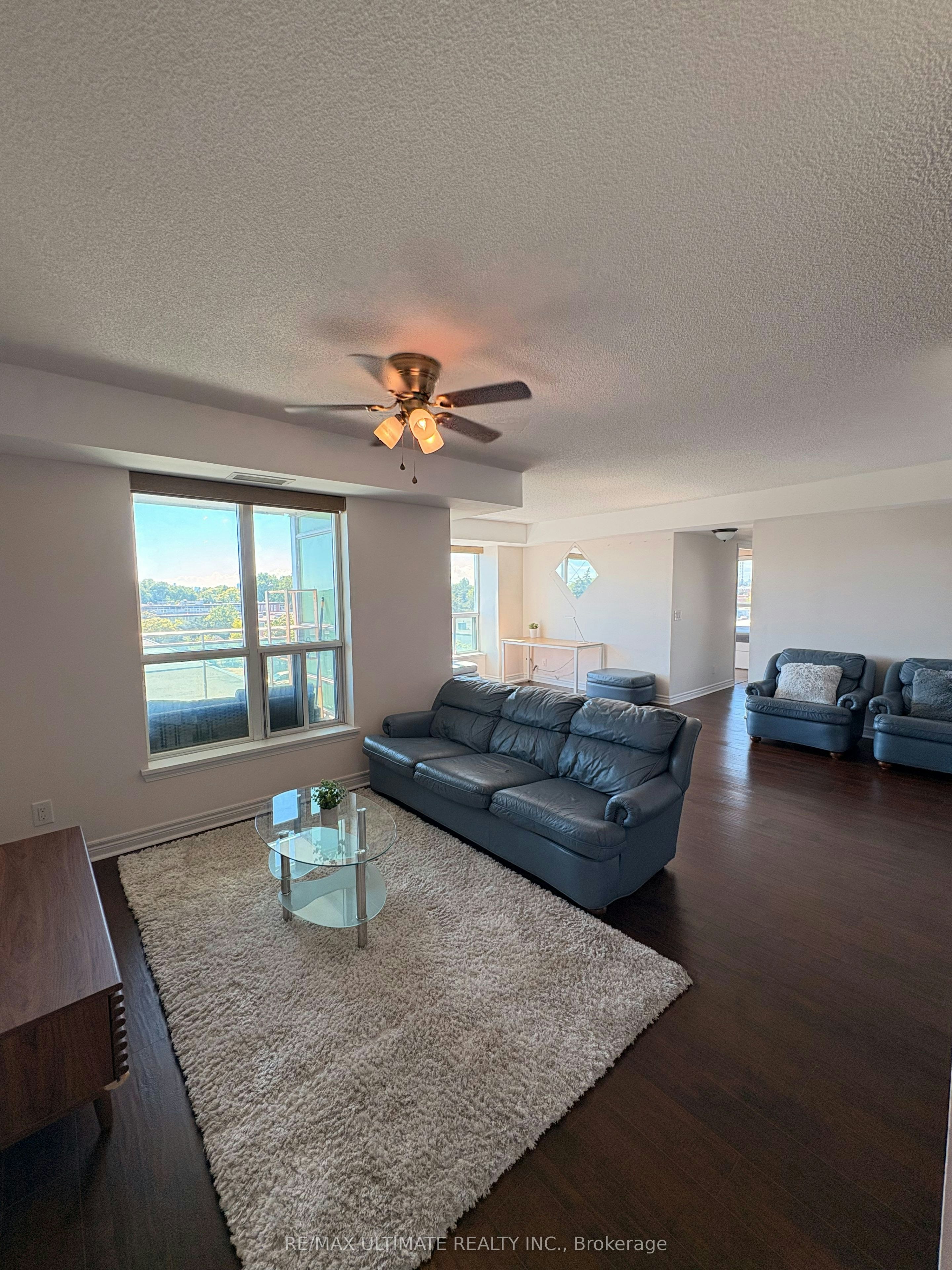 425-60 Fairfax Crescent, Toronto, ON, M1L 0E1 - 5