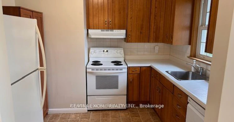 328 Jasper Avenue, Oshawa, ON, L1J 1L5 - 7