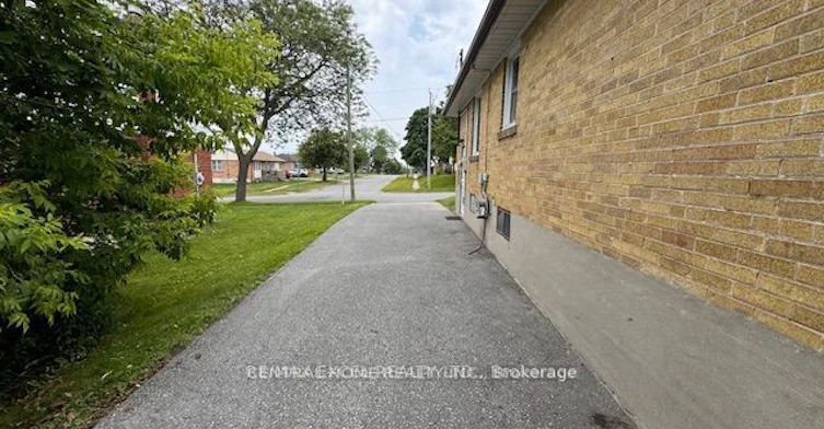 328 Jasper Avenue, Oshawa, ON, L1J 1L5 - 22