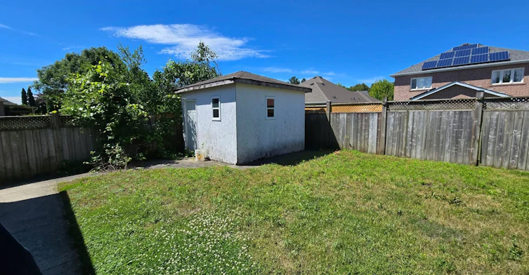 34 Sonley Drive, Whitby, ON, L1R 3B3 - 16