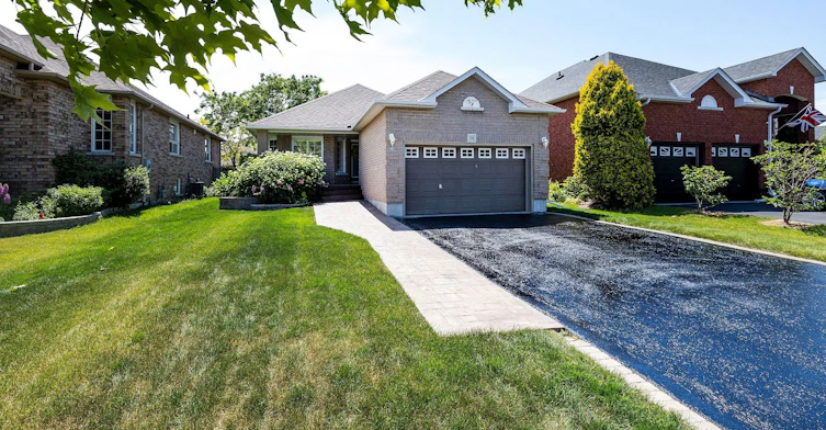 36 Padfield Drive, Clarington, ON, L1C 5E7