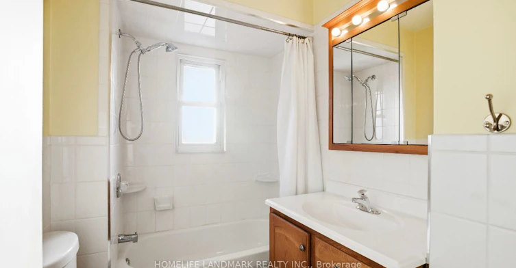 Main Floor/Upper level-344 Nipigon Street, Oshawa, ON, L1J 4N9 - 14
