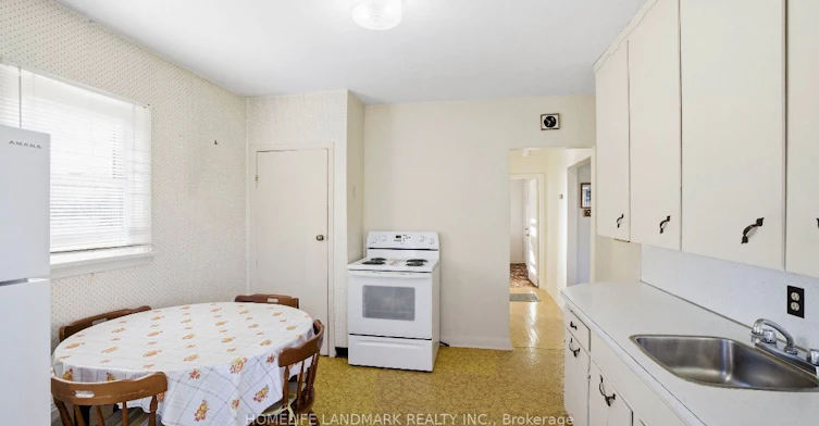 Main Floor/Upper level-344 Nipigon Street, Oshawa, ON, L1J 4N9 - 9