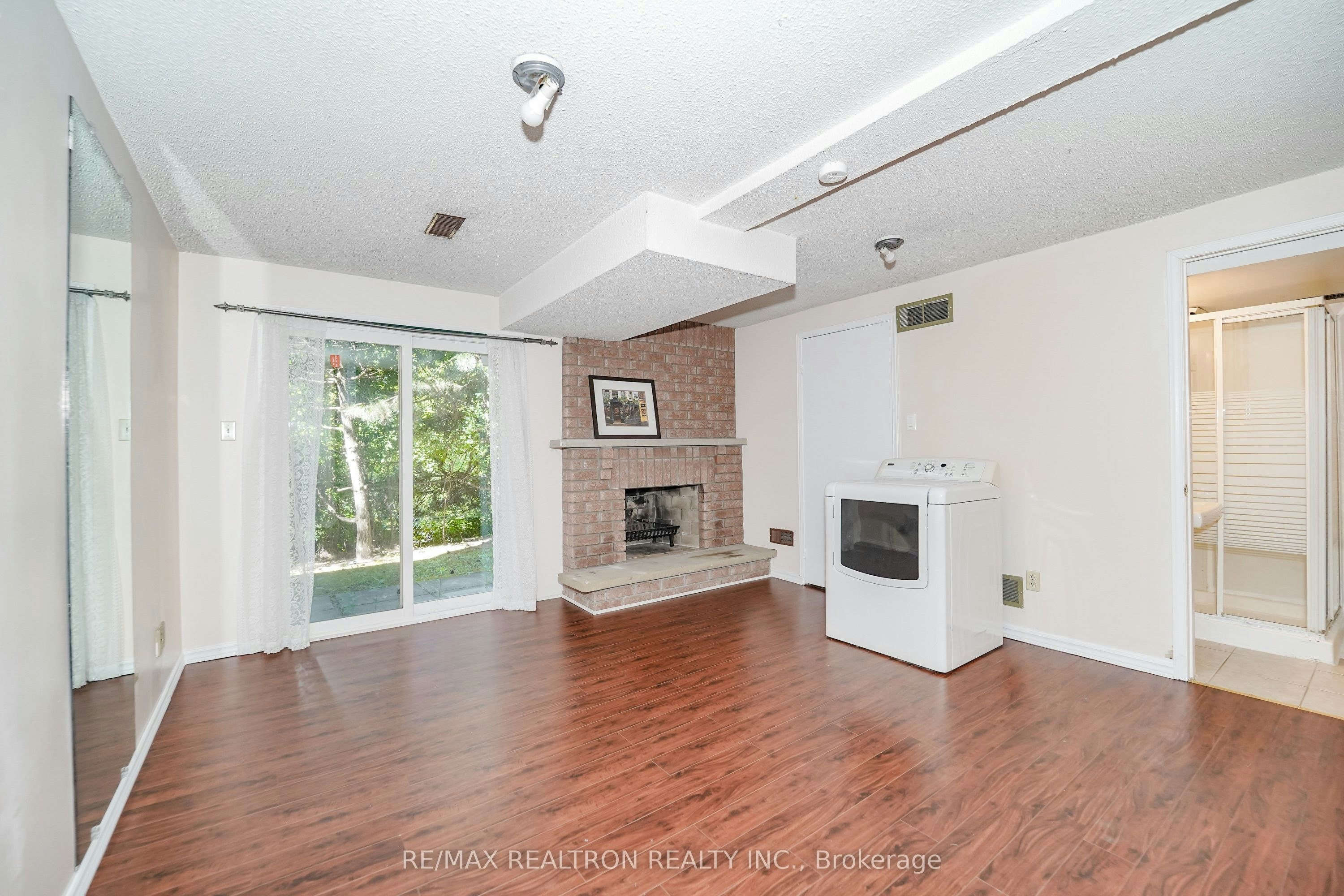 24-25 Cardwell Avenue, Toronto, ON, M1S 4Y7 - 34