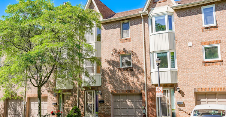 24-25 Cardwell Avenue, Toronto, ON, M1S 4Y7
