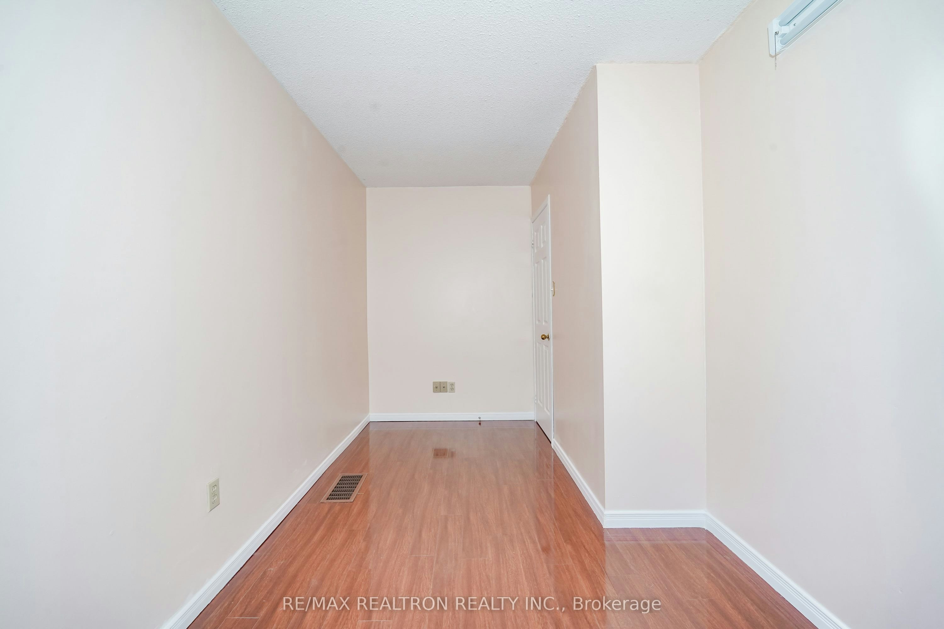 24-25 Cardwell Avenue, Toronto, ON, M1S 4Y7 - 32