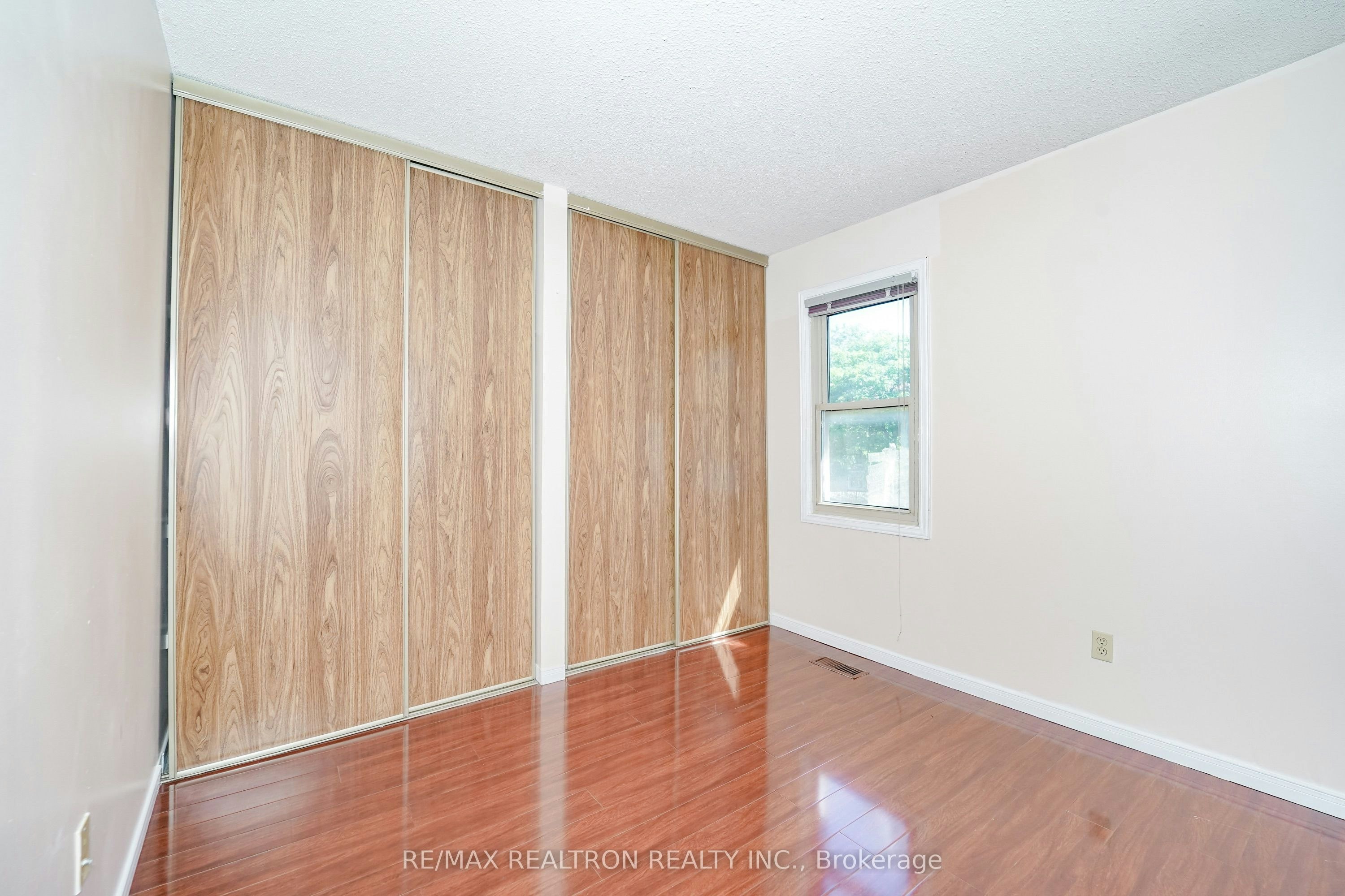 24-25 Cardwell Avenue, Toronto, ON, M1S 4Y7 - 28