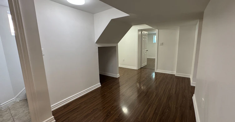 Bsmt-130 Budea Crescent, Toronto, ON, M1R 4W1 - 7