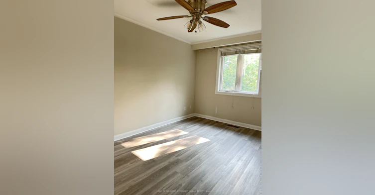 2nd floor-407 Woodbine Avenue, Toronto, ON, M4L 3P7 - 11
