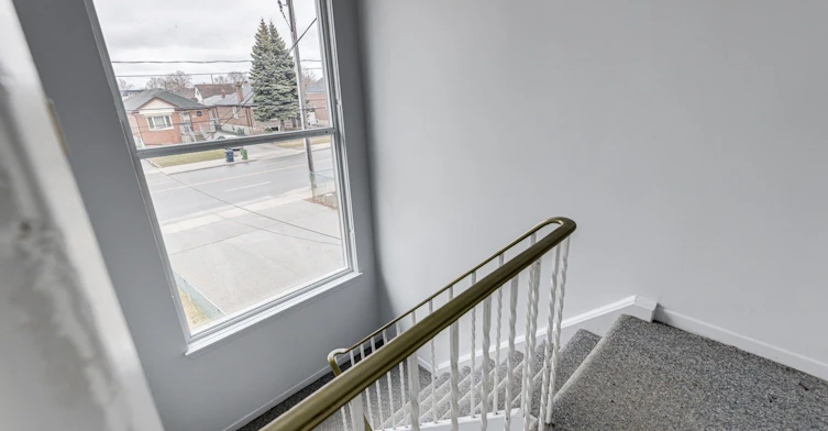 1-796 Midland Avenue, Toronto, ON, M1K 4E7 - 2