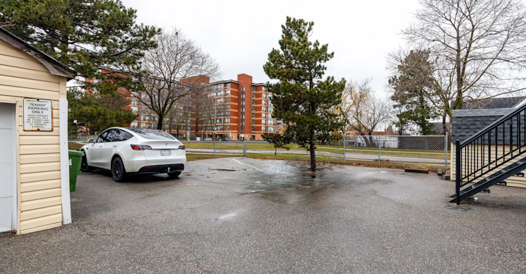 1-796 Midland Avenue, Toronto, ON, M1K 4E7 - 20