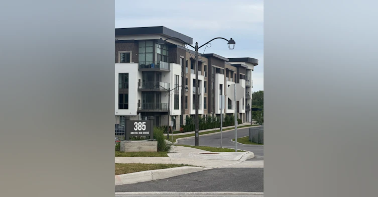 117-385 Arctic Red Drive, Oshawa, ON, L1L 0W9 - 5