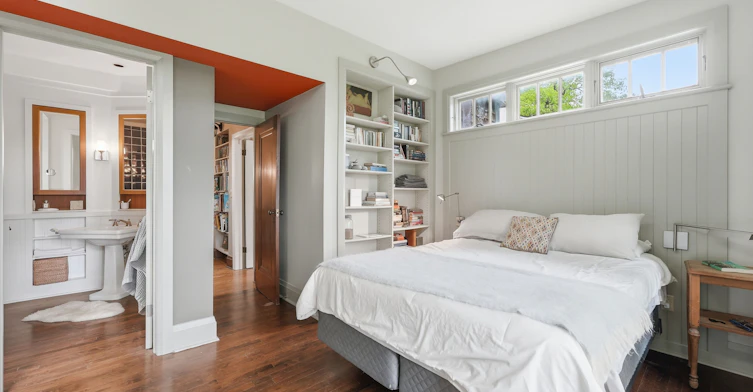 31 Glen Oak Drive, Toronto, ON, M4E 1Y4 - 17
