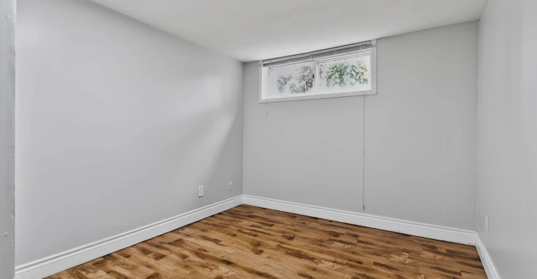 5 Mandarin Road, Toronto, ON, M1M 1W2 - 14