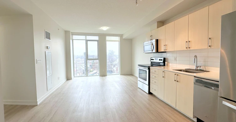 404-763 Woodbine Avenue, Toronto, ON, M4E 2J4 - 2