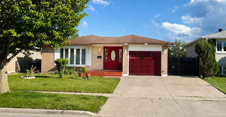 29 Charles Tupper Drive, Toronto, ON, M1C 2A8