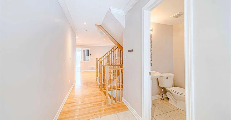 63 Kirkland Place, Whitby, ON, L1P 1X1 - 5
