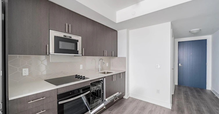 1203-2545 Simcoe Street N, Oshawa, ON, L1L 0W3 - 27
