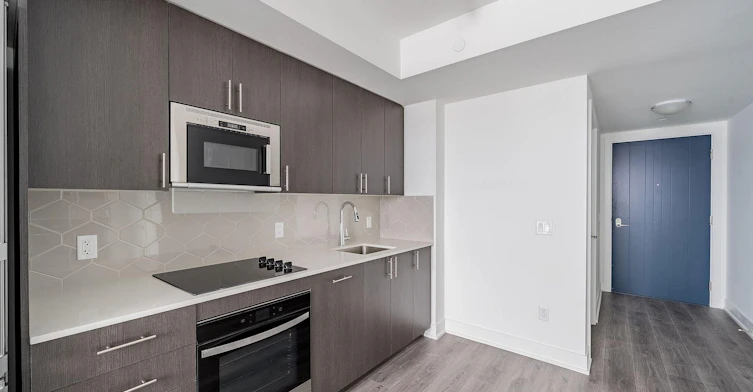 1203-2545 Simcoe Street N, Oshawa, ON, L1L 0W3 - 8