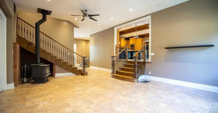 6472 Country Lane, Whitby, ON, L1M 1N6 - 5