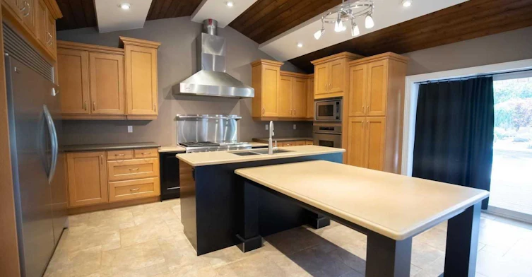 6472 Country Lane, Whitby, ON, L1M 1N6 - 7