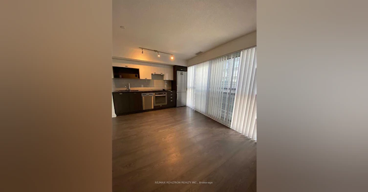 817-275 Village Green Square, Toronto, ON, M1S 0L8 - 2