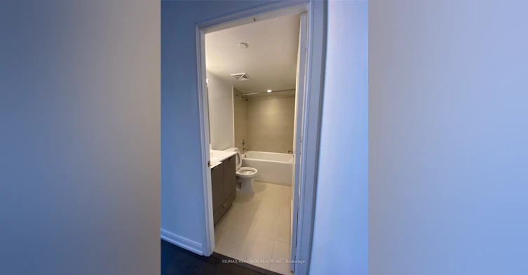 817-275 Village Green Square, Toronto, ON, M1S 0L8 - 8