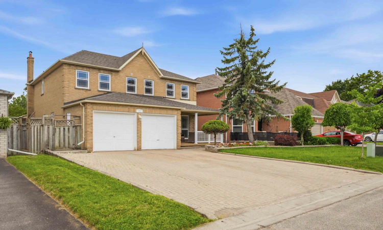 1554 Saugeen Drive