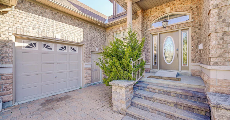 23 Hanover Court, Whitby, ON, L1N 7J1 - 4
