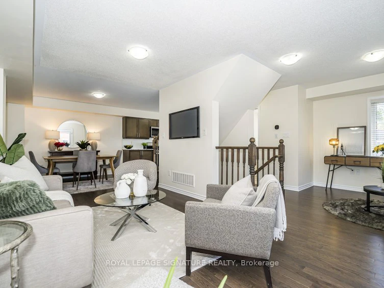 52 Deans Drive, Toronto, ON, M1L 0J4 - 9