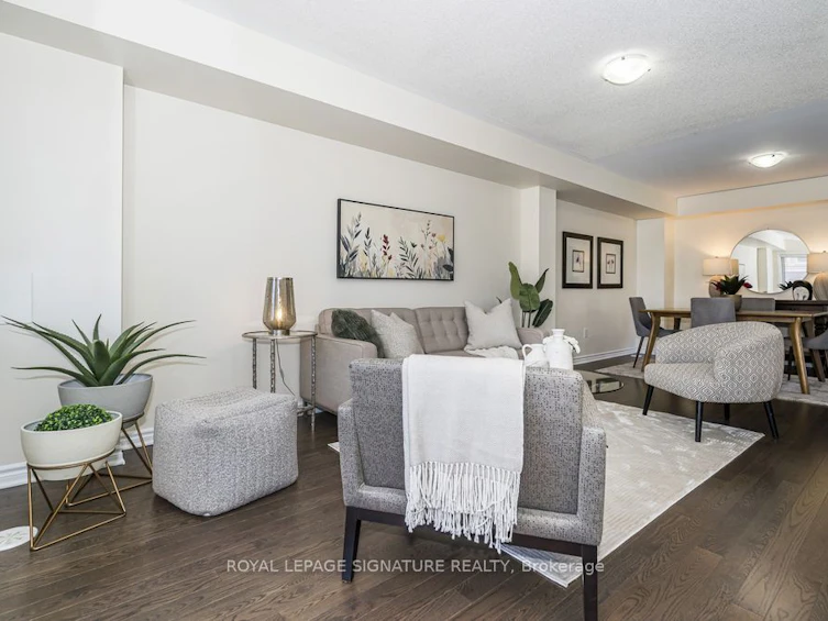 52 Deans Drive, Toronto, ON, M1L 0J4 - 4