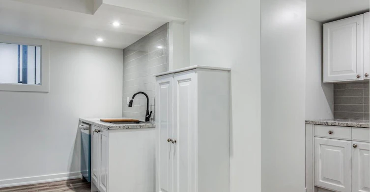 LOWER - 562 Winette Road, Pickering, ON, L1W 2M3 - 17